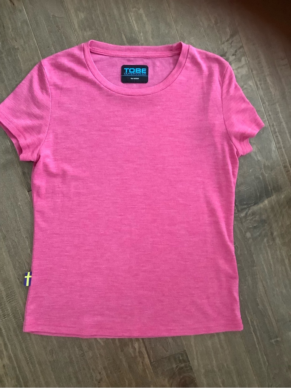 TOBE OUTERWEAR Pink Short Sleeve Crewneck Tee